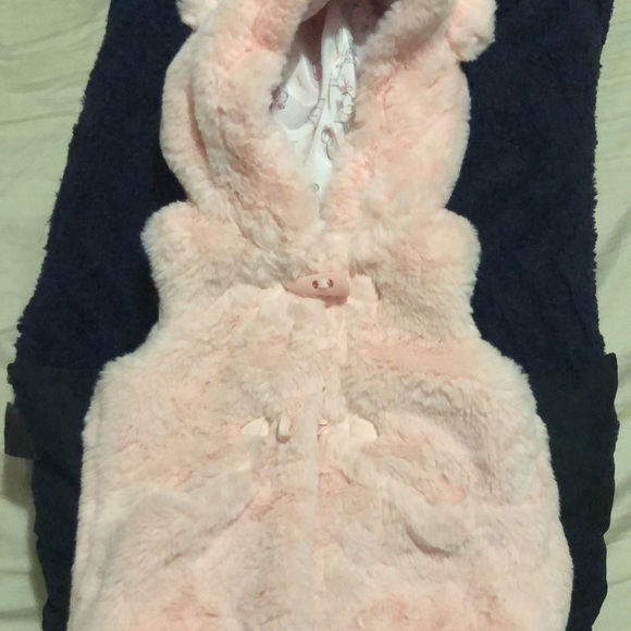 Beautiful three-piece outfit size12 months - Picture 2 of 7